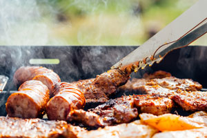 Als Dankeschön lädt uns Kunde zum Grillfest ein